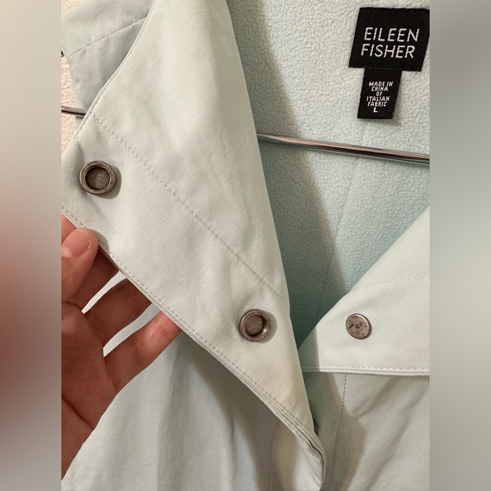 *GENTLY USED* EILEEN FISHER Fleece Lined Ice Blue Vest-Snap Buttons, Size Large - Picture 11 of 11